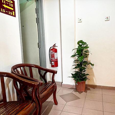 Town Inn Hotel - Rainforest Jerantut Dış mekan fotoğraf
